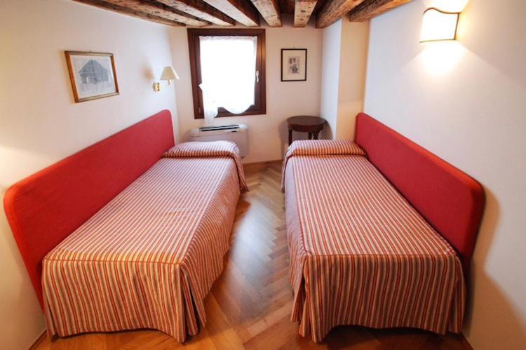 Ferienwohnung Venice From The Top... With Lift! Exterior foto